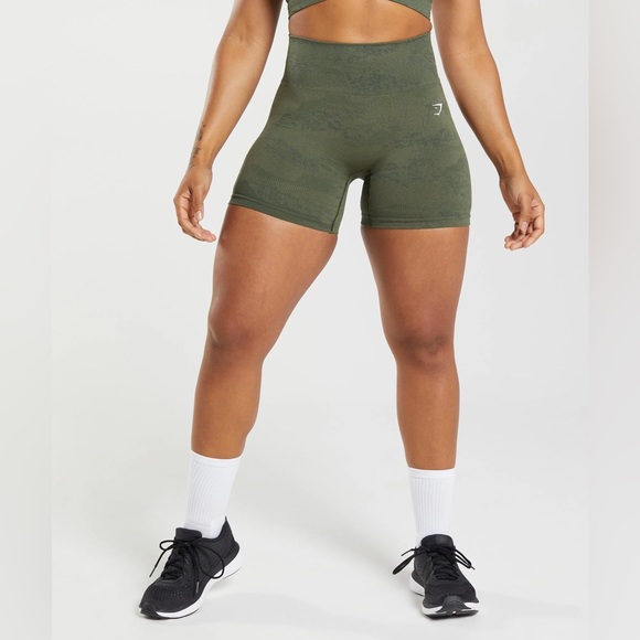 Gymshark Pants - Adapt Camo Seamless Gymshark Shorts